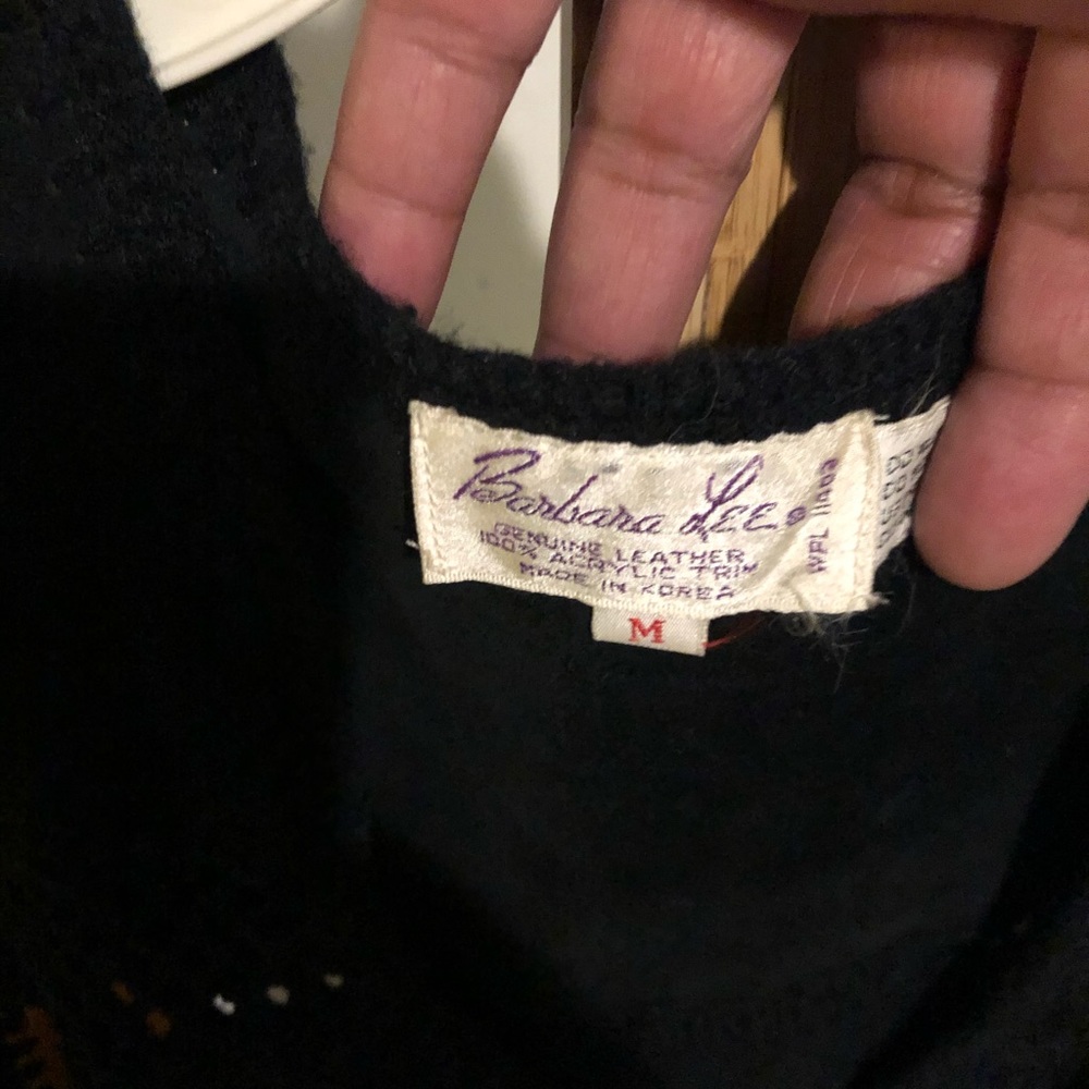 Vest - Picture 3 of 5